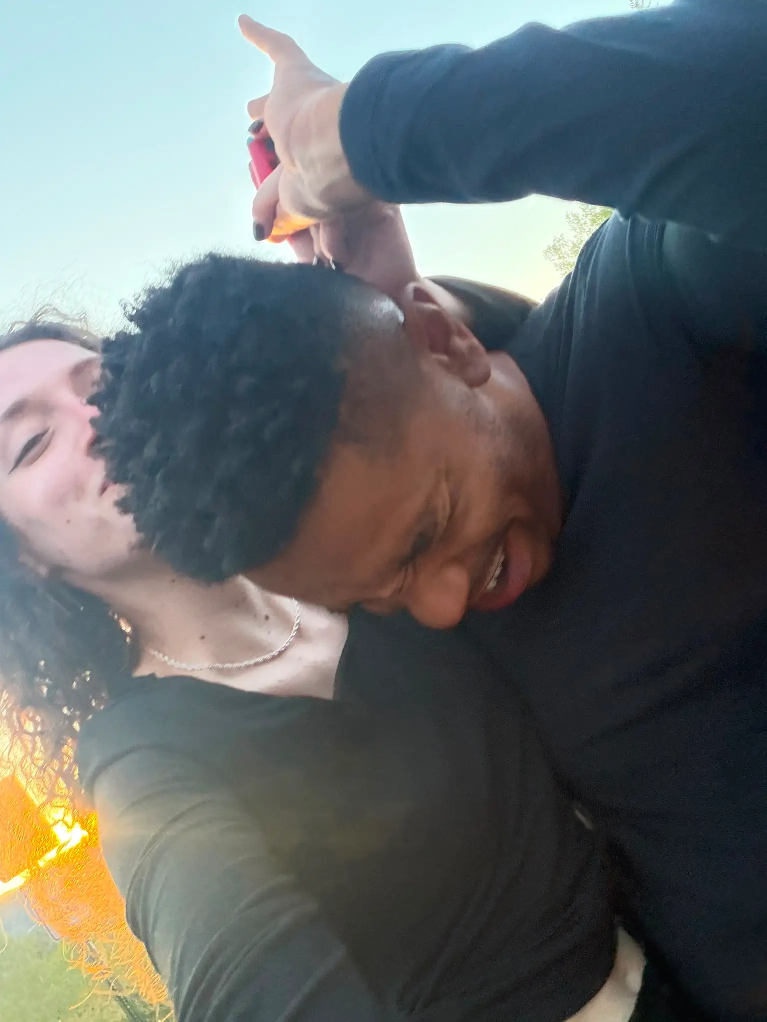 Dóra and Leon in a close selfie